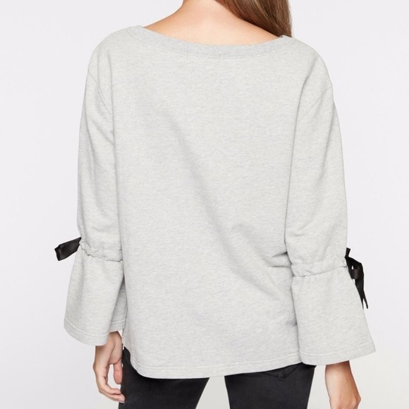 Sanctuary Tierney Bow Sleeve Sweatshirt Grey‎ Size XS Bell Sleeves Casual Comfy - Picture 3 of 14
